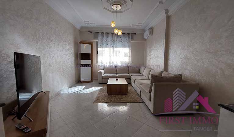 MODERN FURNISHED APARTMENT FOR RENT IN THE CENTER
